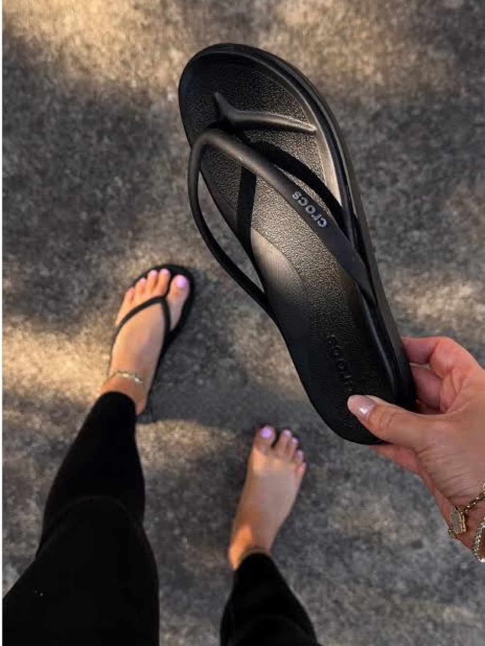 CROCS Miami Round Flip